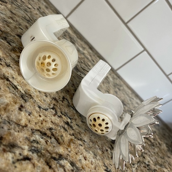 Bath & Body Works Other Bath And Body Works Wall Plug Ins Poshmark